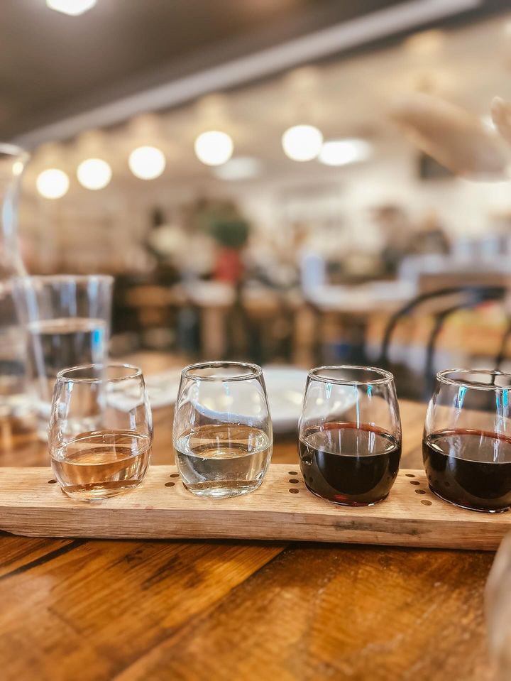 Bakers Wine Cafe, photo 2