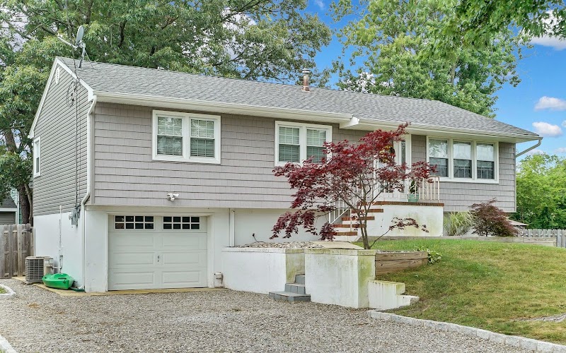 Charles Wooley Realtor Associate, photo 2