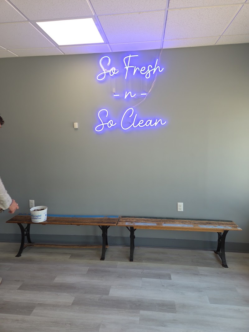 Clean Sheets Laundromat with Drop-Off Wash & Fold Service, photo 3