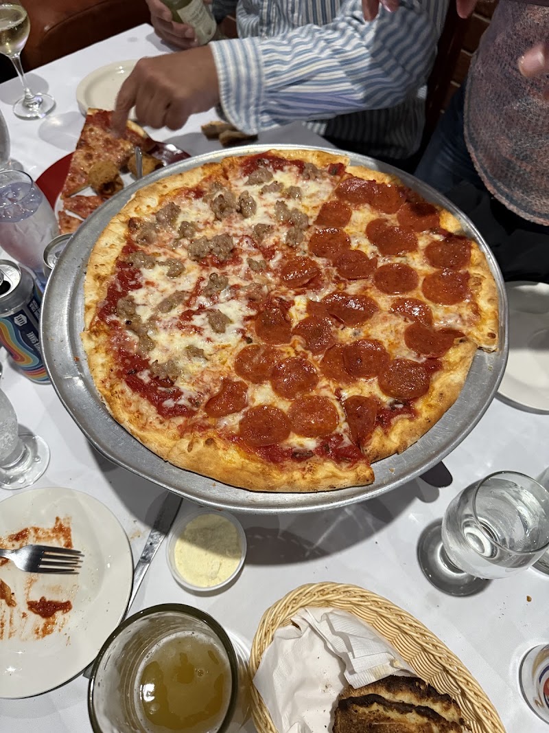 Family Tavola Point Pleasant, photo 3