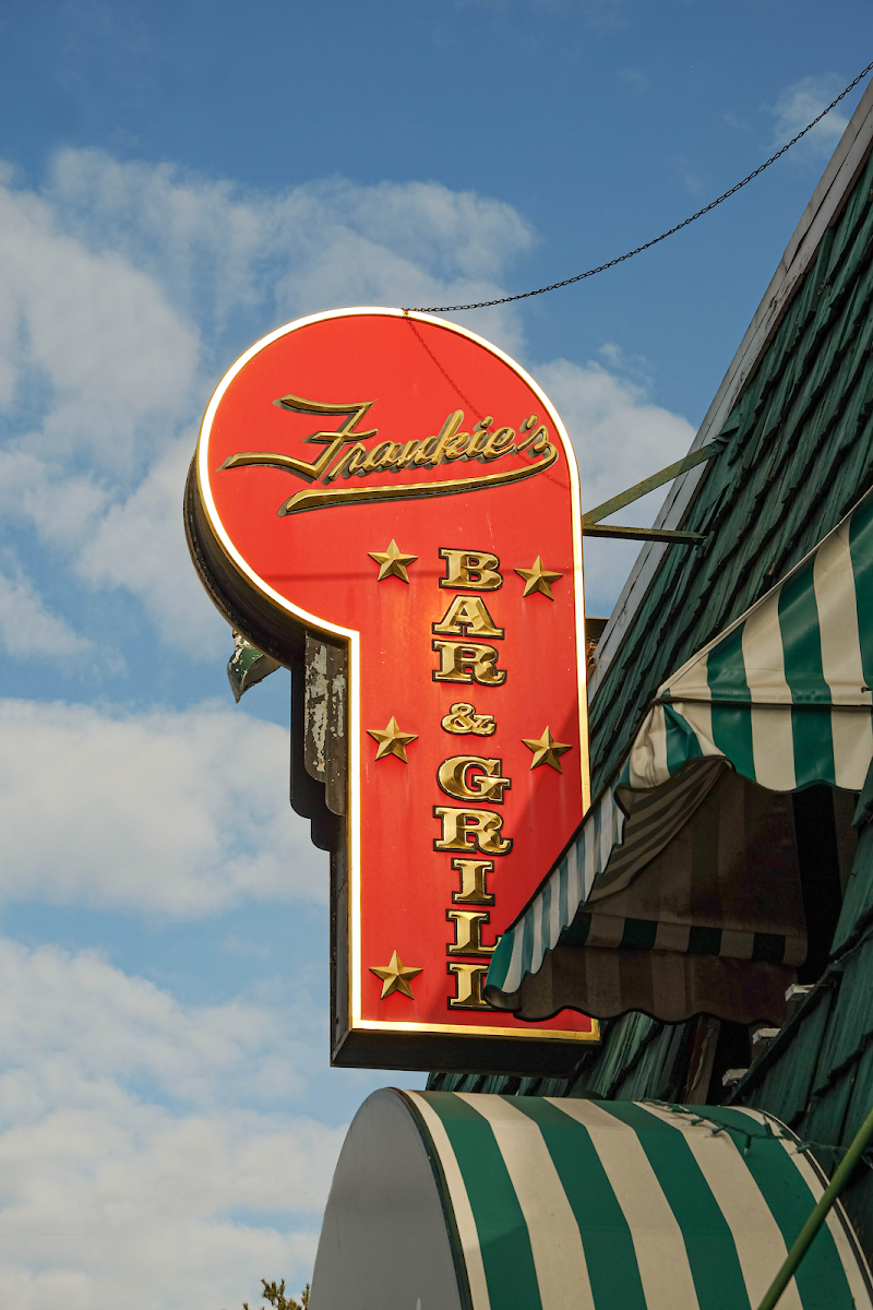 Frankie's Bar & Grill, photo 3