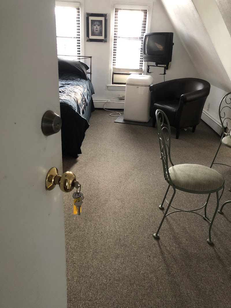 King & I Guest House LLC, photo 3
