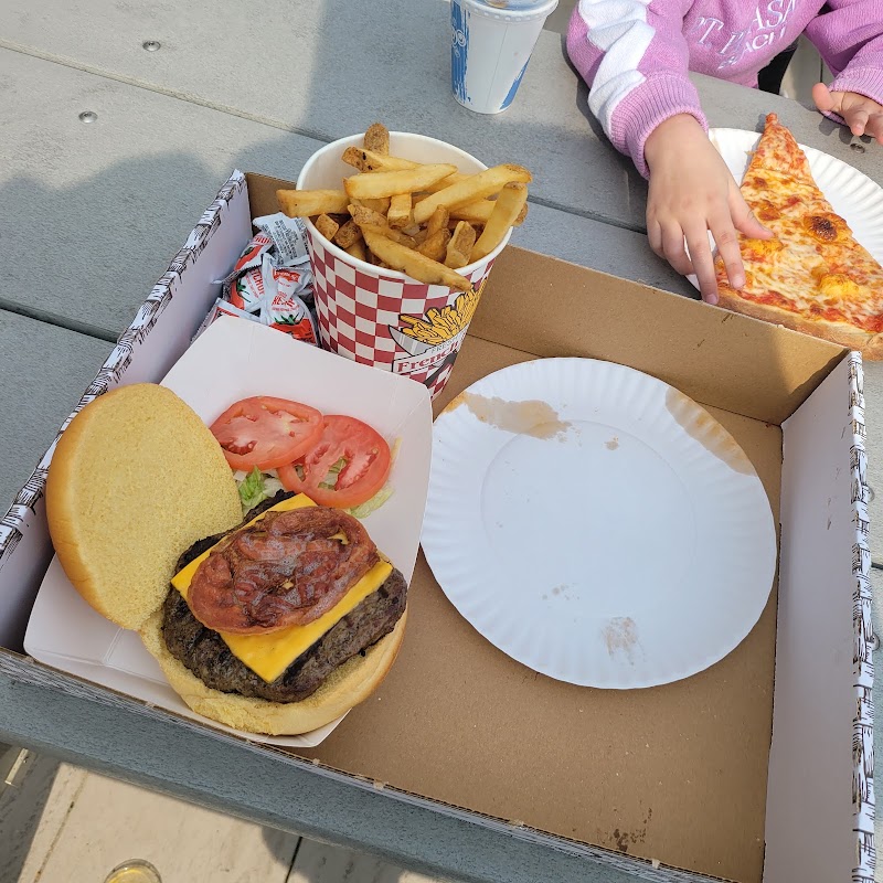 Little Mac's, photo 2