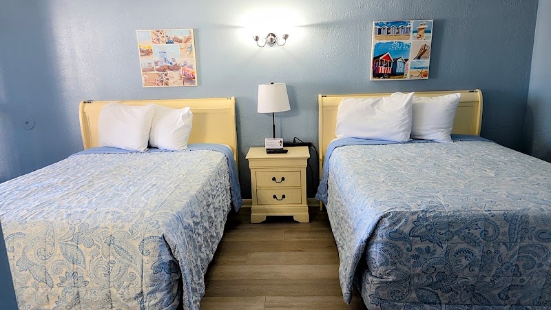 Pelican Point Motel, photo 2