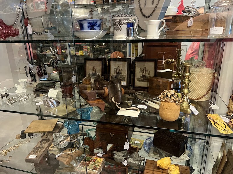 Point Pleasant Antique Emporium, photo 2