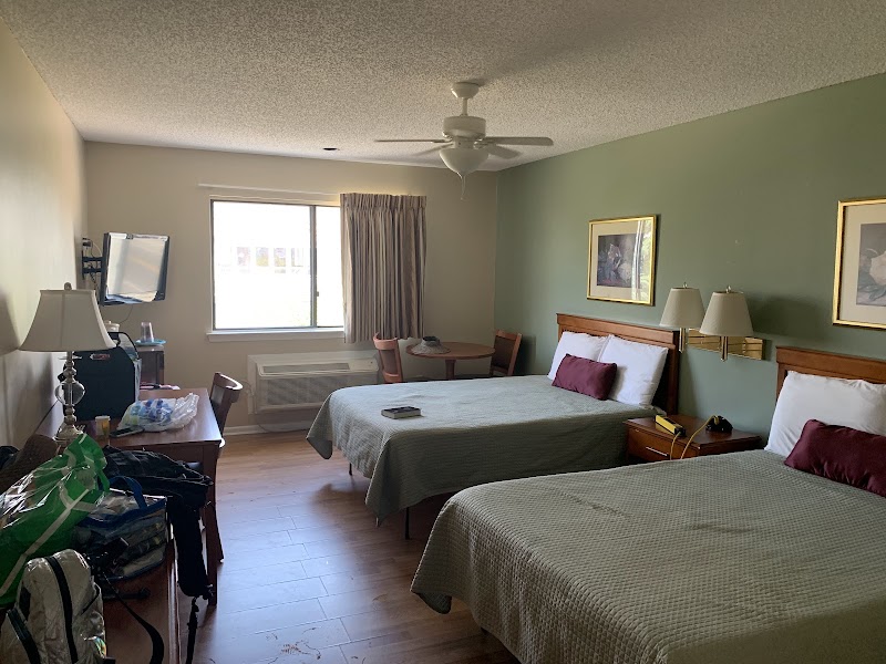 Sand Pebble Motor Lodge, photo 2
