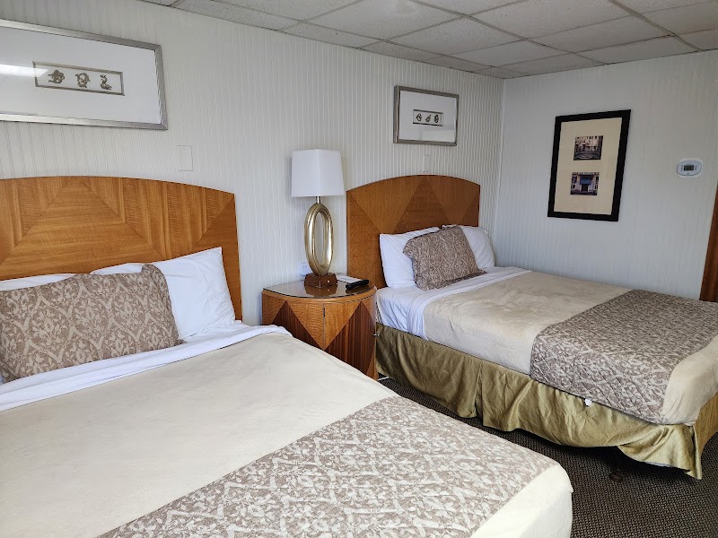 The Amethyst Beach Motel, photo 2
