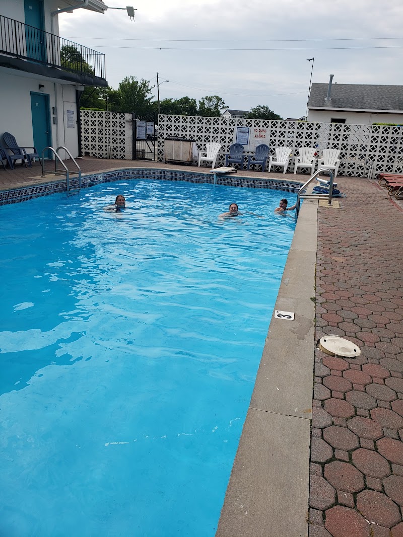 The Amethyst Beach Motel, photo 3