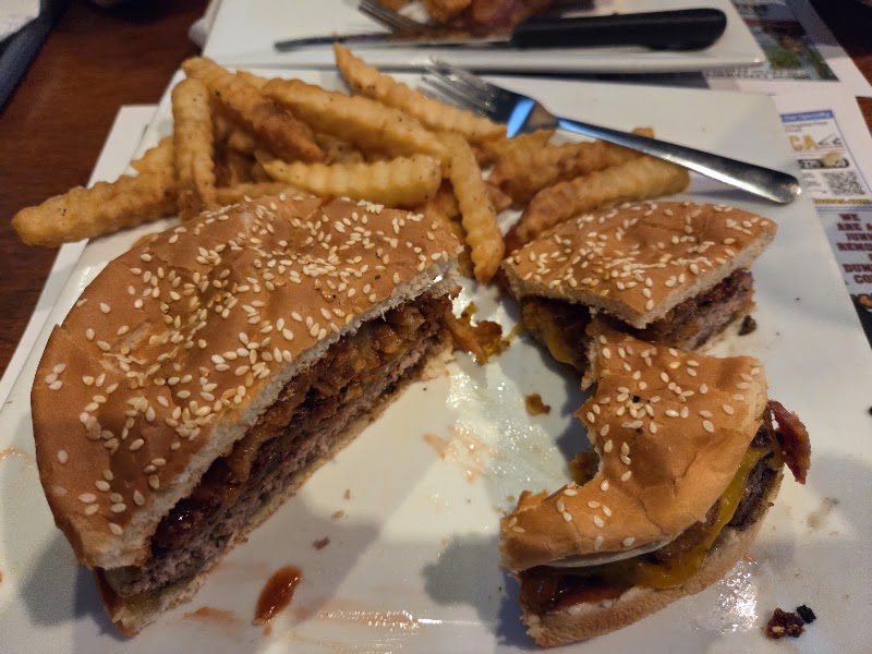 The Broadway Bar & Grill, photo 2