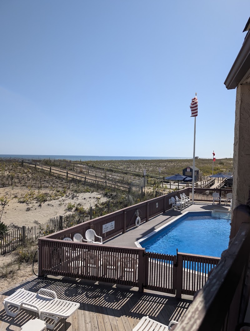 Windswept Motel, photo 3